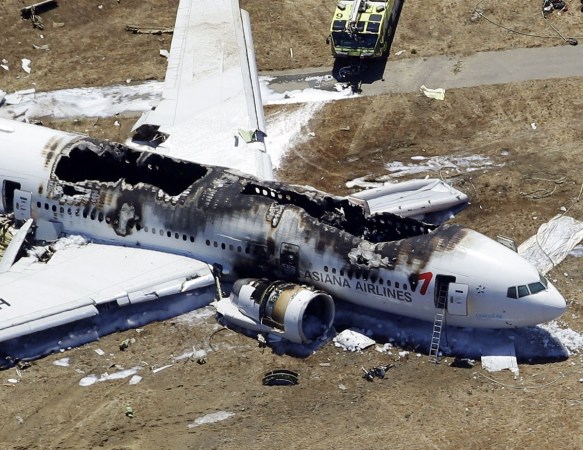 韩国客机坠毁致28名中国乘客受伤 10人较严重