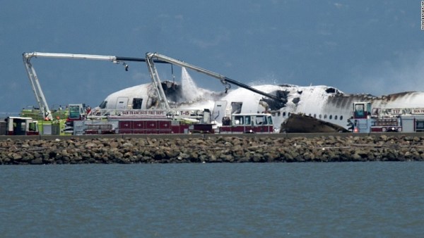 韩国客机坠毁致28名中国乘客受伤 10人较严重