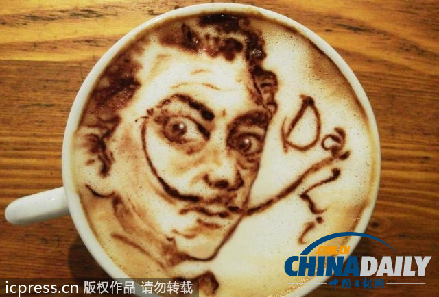 奇妙咖啡艺术 爱因斯坦向你吐舌卖萌