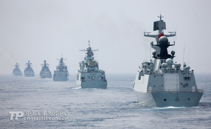 日本防卫省称中国海军舰艇首次通过宗谷海峡(组图)