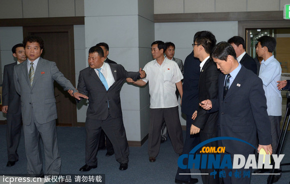 朝韩会谈爆发肢体冲突 朝方关停电梯令韩方陷被动