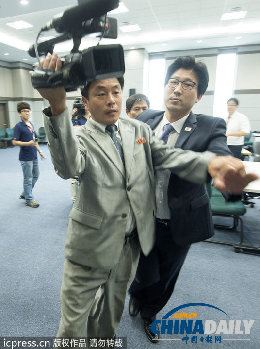 朝韩会谈爆发肢体冲突 朝方关停电梯令韩方陷被动