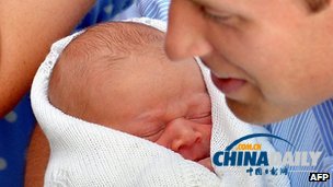 哈里王子称他的责任是逗乔治小王子开心