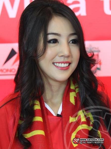 泰国华人美女性感领风骚(组图)