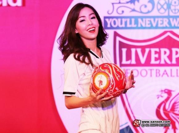 泰国华人美女性感领风骚(组图)