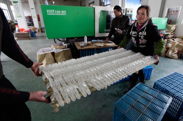 中日充气娃娃工厂对比 网友:很有差距 真开眼界