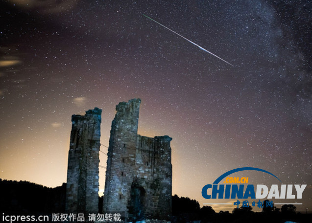 英仙座流星雨来袭 世界各地上演天上焰火秀（组图）