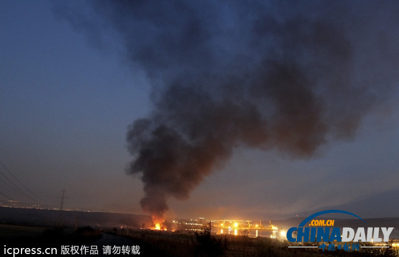 保加利亚液化气罐车发生爆炸 导致12人受伤