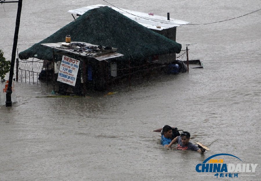 菲律宾暴雨成灾 已致2人死亡多人失踪（组图）