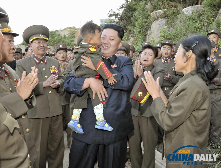 金正恩再次访问曾炮击延坪岛的朝鲜部队（高清组图）