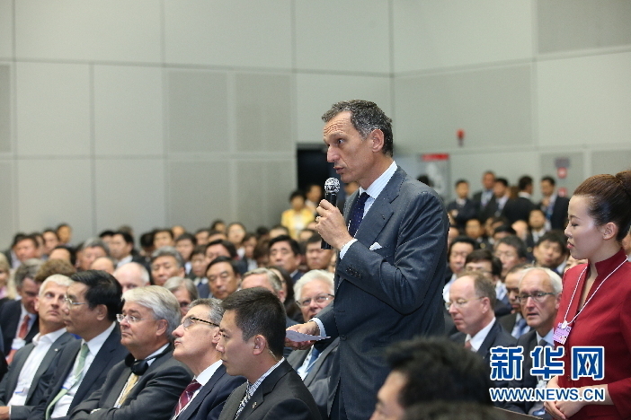 李克强会见2013夏季达沃斯论坛企业家代表(组图)