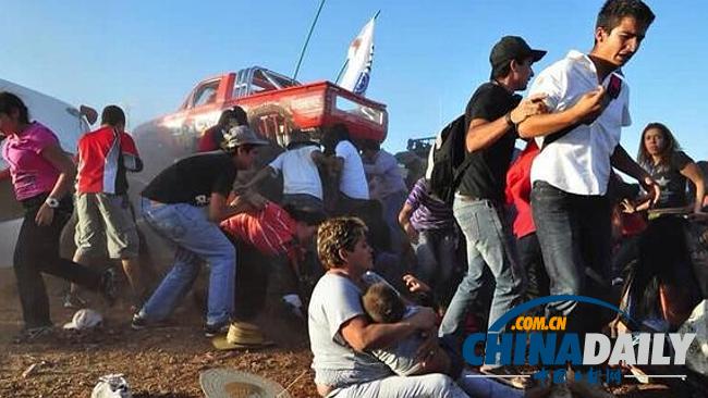墨西哥巨型卡车冲入看台 致至少6人死亡47人受伤