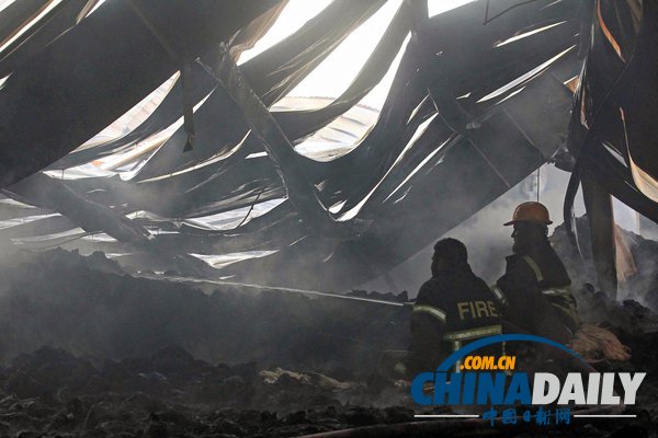 孟加拉又一制衣厂发生火灾 至少10人死亡（组图）