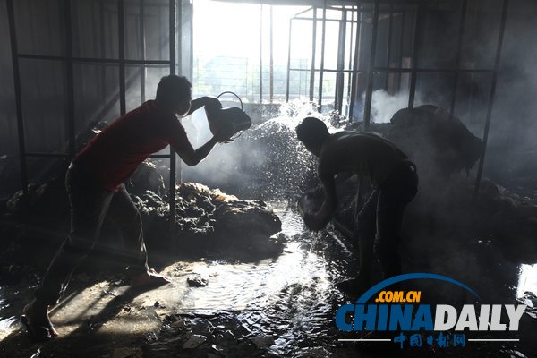 孟加拉又一制衣厂发生火灾 至少10人死亡（组图）