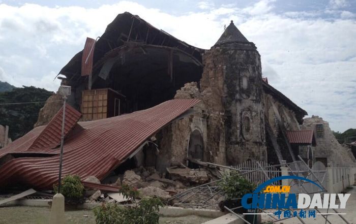 菲律宾发生7.2级地震 至少6人死亡