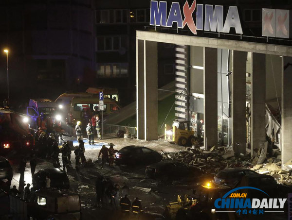 拉脱维亚超市屋顶坍塌事故已造成12人死亡