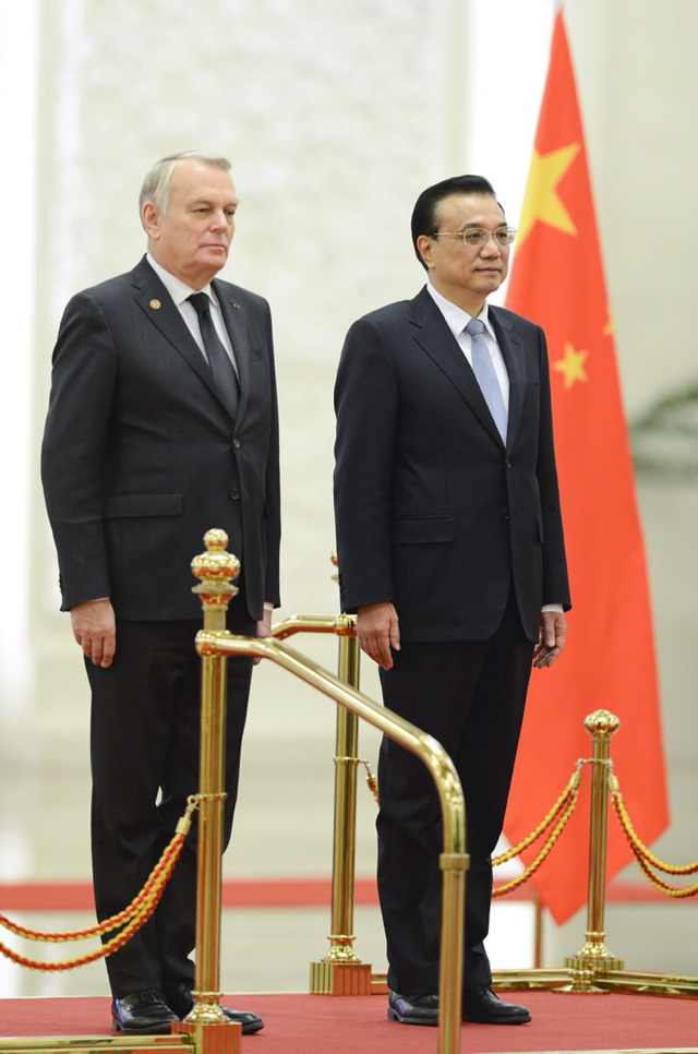 李克强举行欢迎仪式欢迎法国总理埃罗访华