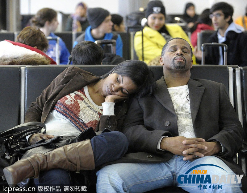 冬季风暴席卷美国得州 高速路事故频发难通行