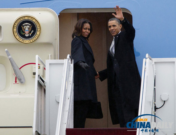 美四总统参加曼德拉葬礼 奥巴马小布什挤空军