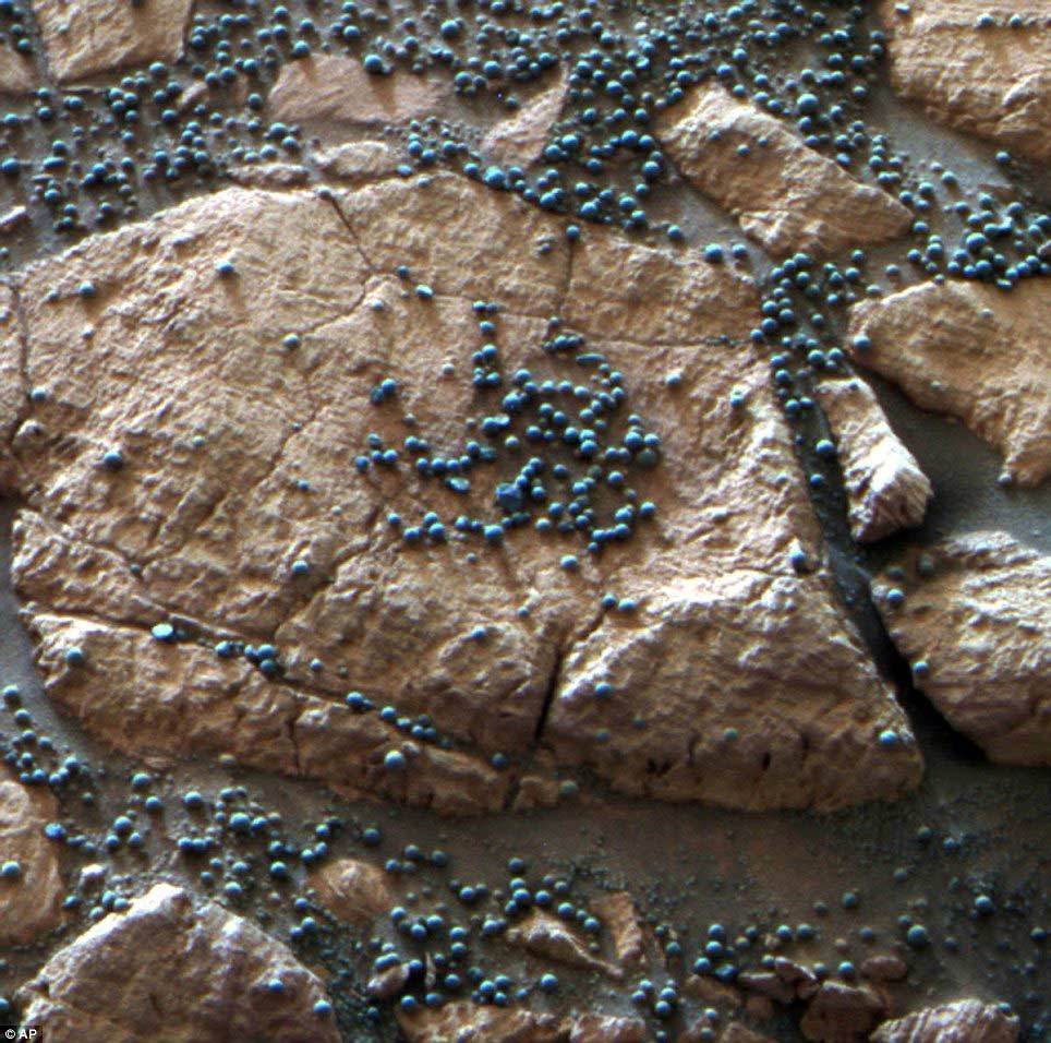 火星表面珍贵特写照展出蓝莓状颗粒物清晰可见
