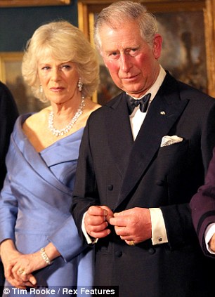 英王室进行重大人事调整 或为查尔斯上位做准备