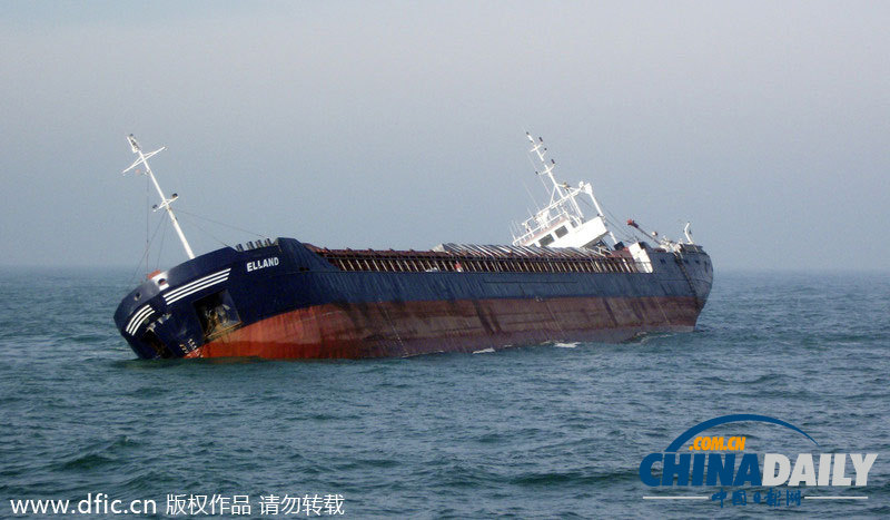 保加利亚黑海海域一货轮沉没 11名船员均成功获救