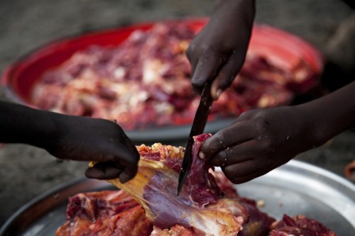 尼日利亚餐馆公开售卖人肉被叫停警方逮捕11