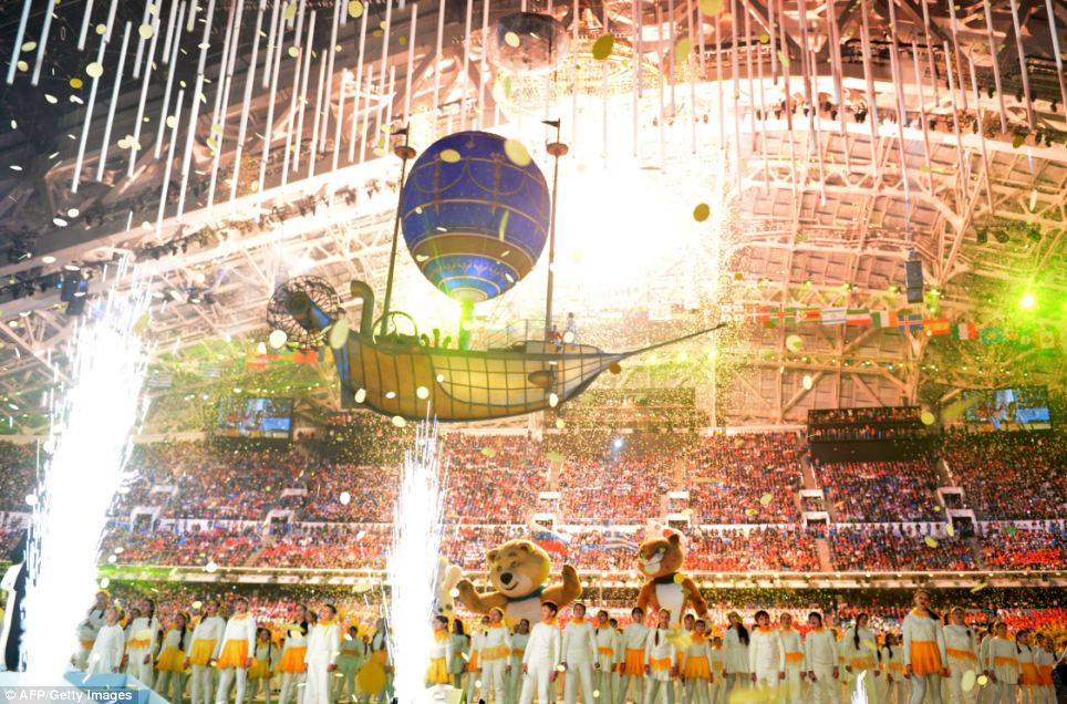 索契冬奥会闭幕式调侃“五环变四环”