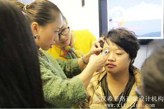 武汉形象设计培训界大伽王阳:希菲洛为什么要