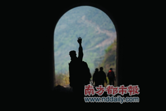 徒步旧京广铁路 触碰一条时光之路