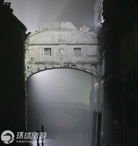 心动之旅：全球15个最浪漫的亲吻地