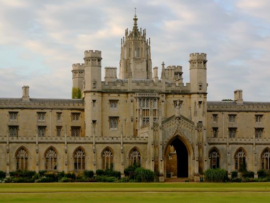 2013年英国大学排名出炉(图)[1]