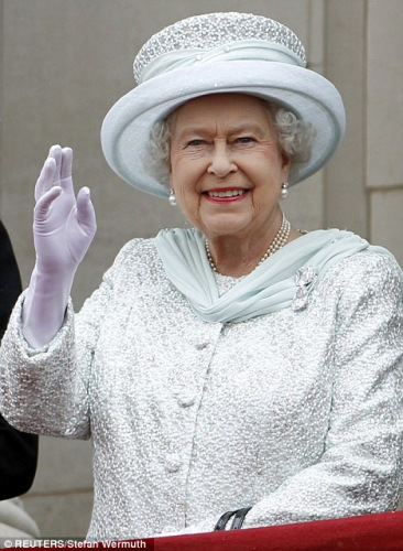 英女王将授予女演员凯特·温丝莱特新爵位(图) - 中国日报网