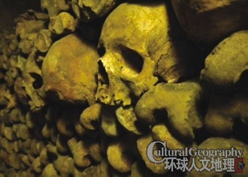 巴黎地下墓室：世界上最大的藏骨库(图)