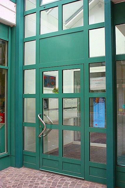逛步行街喝咖啡 瑞士农村人竟这样生活