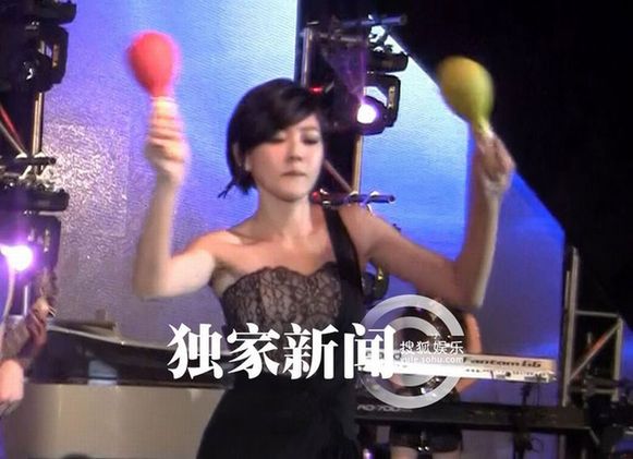 给老总跳舞_跳舞卡通图片(2)