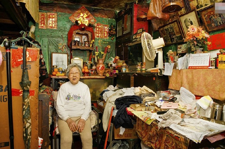 寸土寸金！香港人的住房真吓人