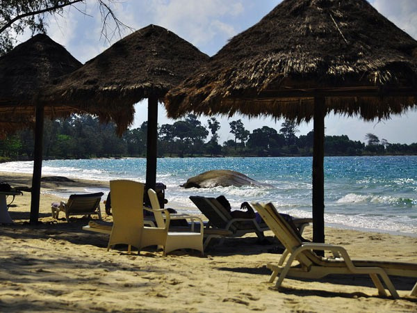 实拍柬埔寨老百姓真实生活 幸福与贫穷、富裕无关