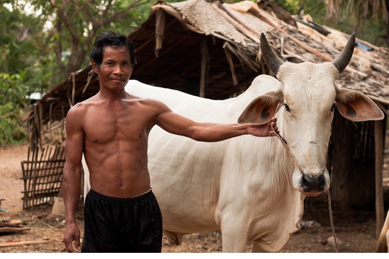 实拍柬埔寨老百姓真实生活 幸福与贫穷、富裕无关