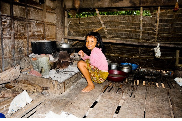 实拍柬埔寨老百姓真实生活 幸福与贫穷、富裕无关