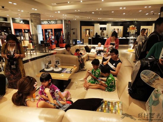 看看美国关岛免税店商品有多便宜