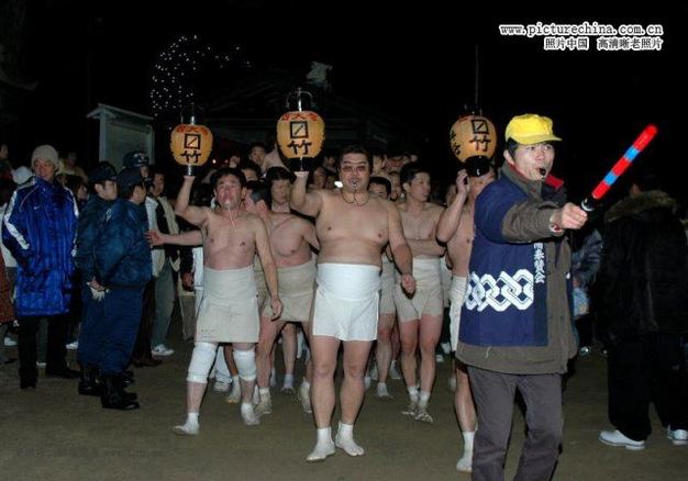 疯狂！揭秘日本人特殊的“裸”文化
