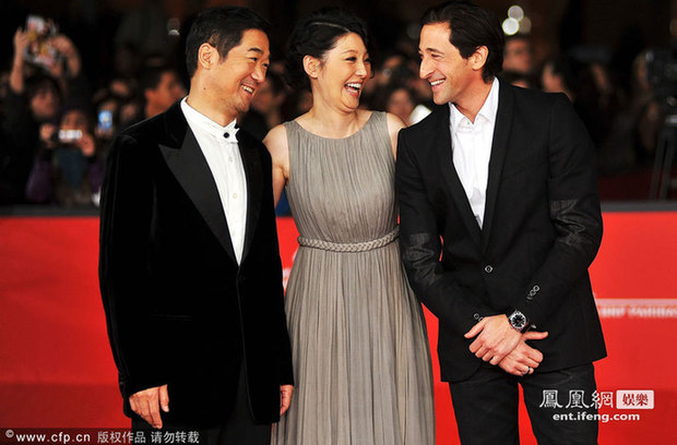 《1942》罗马首映 冯小刚徐帆张国立亮相