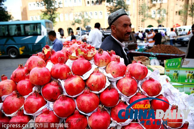 地道新疆美食全攻略：“切糕闹”完胜（组图）