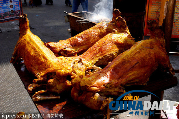 地道新疆美食全攻略:切糕闹完胜(组图)[3]