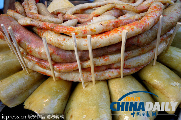 地道新疆美食全攻略：“切糕闹”完胜（组图）