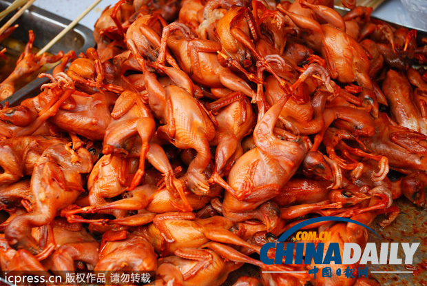 地道新疆美食全攻略：“切糕闹”完胜（组图）