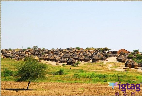 留学生在非洲:女性很开放 河边洗澡不穿衣(组图