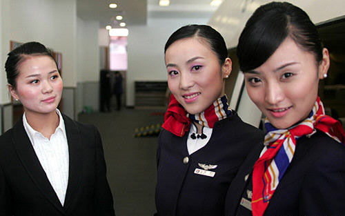 世界各国空姐性感的服饰