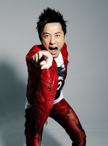 好声音否认黄韵玲将替庾澄庆导师席位